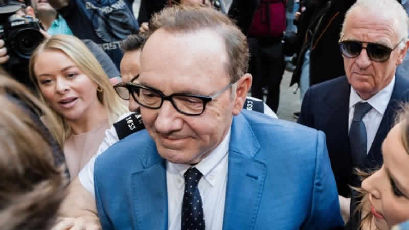 Kevin Spacey, İngiltere’de 7 cinsel tacizden daha suçlanacak