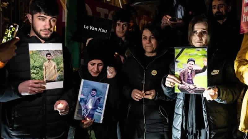  Manş denizinde hayatını kaybeden göçmenler Londra’da anıldı