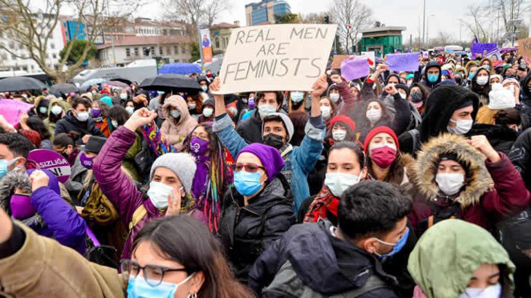 ‘İstanbul Sözleşmesi’ Birleşik Krallık’ta yürürlüğe girdi