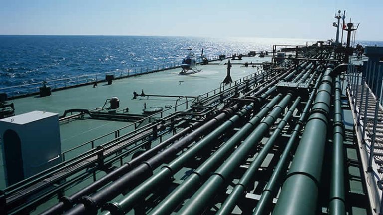 AB ve İngiltere, ambargo öncesinde Rus dizeline yükleniyor