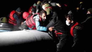 Birleşik Krallık’ın Göç Bakanı: Sığınmacılara yeni kısıtlamalar getirilecek