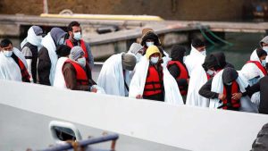 İngiltere Yüksek Mahkemesi göçmenlerin Ruanda’ya gönderilmesi planını onayladı