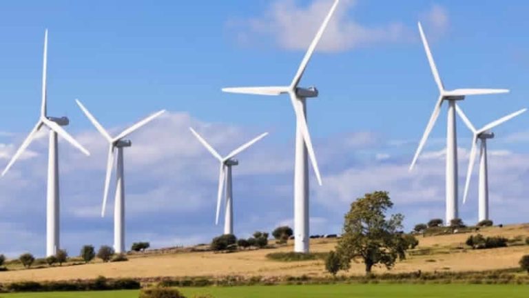 İngiltere rüzgar enerjisi rekorunu kırdı