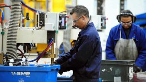 İngiltere’de üretimin azalması bekleniyor