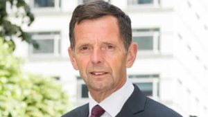 İngiltere’de polis müdürü İçişleri Bakanı tarafından istifa ettirildi