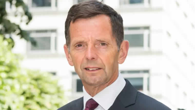 İngiltere’de polis müdürü İçişleri Bakanı tarafından istifa ettirildi