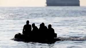 Manş Denizi’nde bir mülteci botu alabora oldu: 3 ölüm