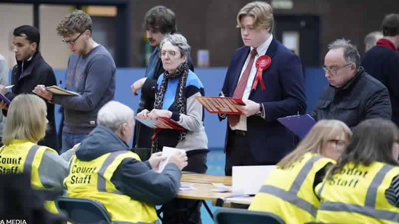 Muhafazakar Parti, Sunak yönetiminde girdiği ilk ara seçimi kaybetti