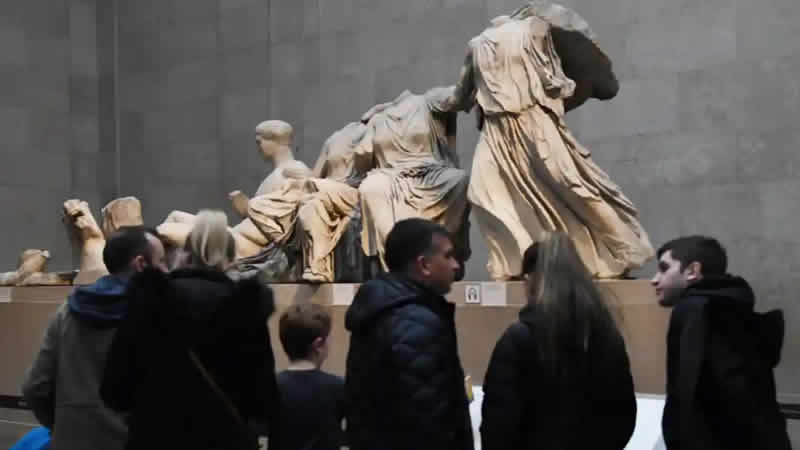 Yunanistan, İngiltere’den Elgin Mermerleri’ni geri iade etmesini istiyor