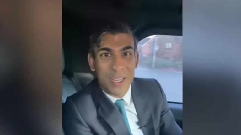 Başbakan Sunak’a emniyet kemeri takmadığı için özür diledi