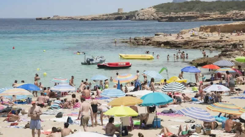 Tatilcilere Uyarı: Facebook Üzerinden Avios Puan Dolandırıcılığı