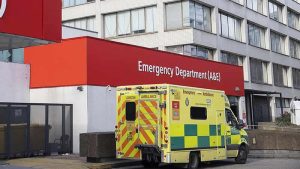 İngiltere’de ambulans çalışanlarından 10 yeni grev duyurusu