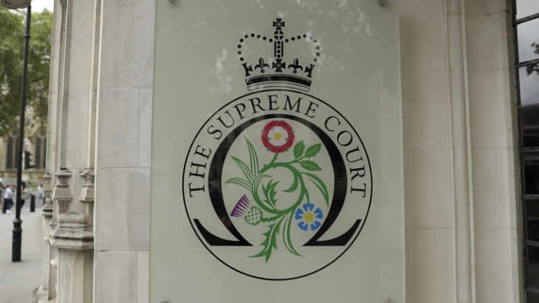 İngiltere’de göçmenlerin Ruanda’ya gönderilmesi planına yönelik itiraz kabul edildi