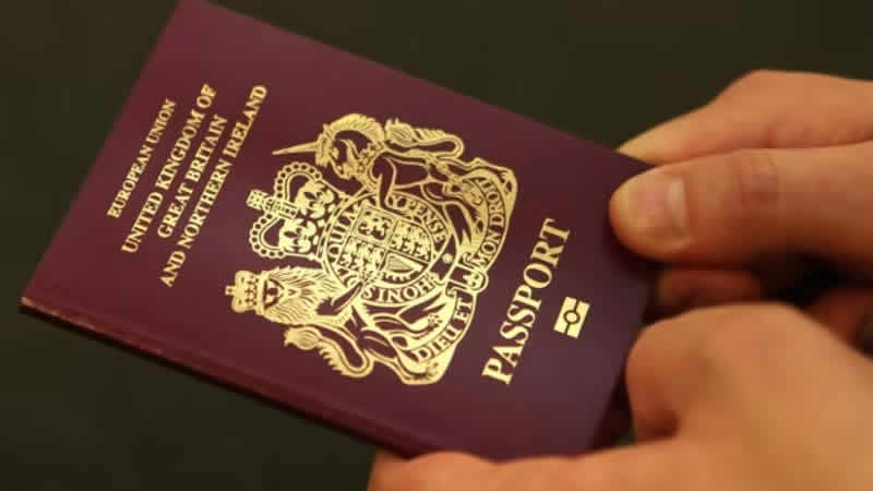 İngiltere’de pasaport fiyatlarına zam