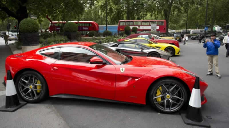 Mega zenginler Brexit yüzünden İngiltere’yi terk ediyor