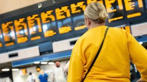 İngiltere demiryolu ağındaki grevler hafta sonuna kadar sürecek