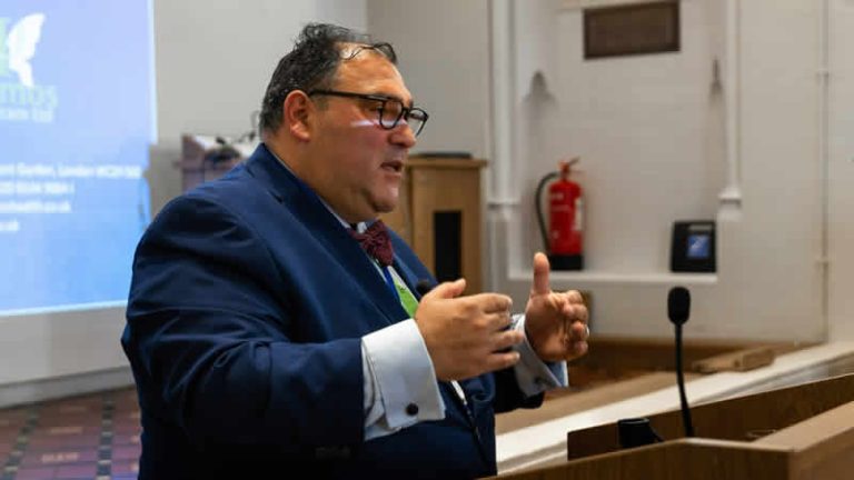 Uzman Nöropsikolog Alptekin Aydın’dan Goethe Üniversitesi’nde seminer