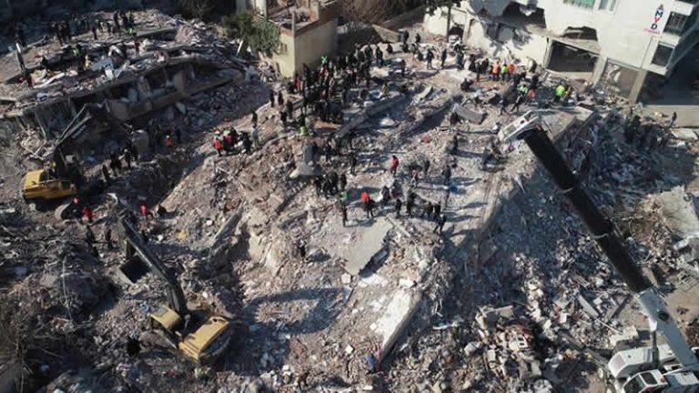 İngiliz akademisyen Kahramanmaraş depremini Britanya’ya uyarladı