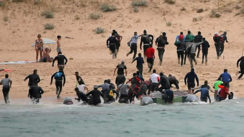 İngiltere hükümeti, yasa dışı göçmenlerin itiraz hakkını kaldırıyor