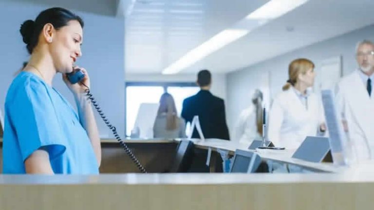 İngiltere’de resepsiyonist sayısı aile hekimi sayısından daha fazla