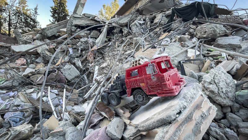 İsviçre’den depremzedeler için hızlandırılmış vize