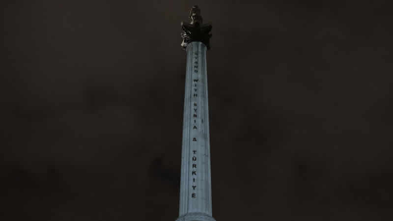 Türkiye’deki deprem için Londra’da hazin anma töreni