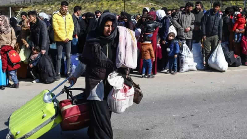 Türkiye’deki yüzlerce Suriyeli deprem sonrası Suriye’ye gitti