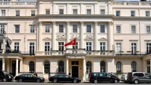 Londra Büyükelçiliği’nde 15 Temmuz şehitleri için anma töreni yapıldı