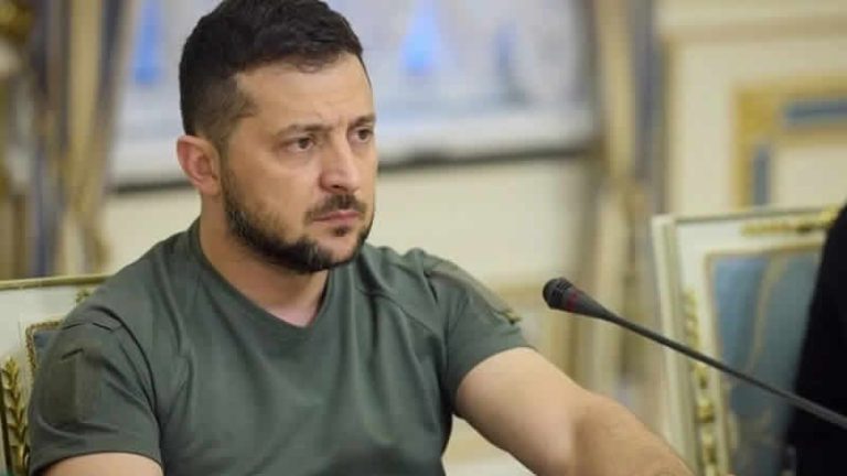 Zelensky, Türkiye’ye insani yardım gönderilmesi kararını imzaladı