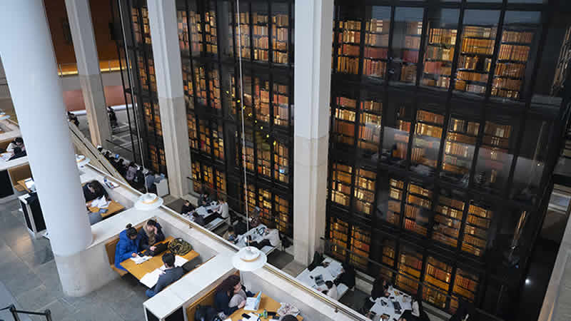 Dünyanın en büyük halk kütüphanesi ağı Londra’da