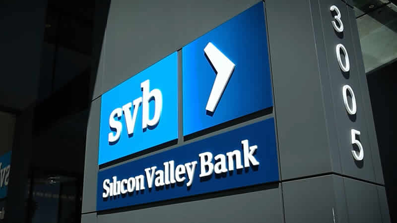 Batan ABD bankasının İngiltere kolu 1 pound’a satıldı