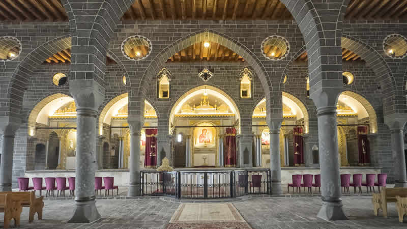 “Art4Lives” (Hayat için Sanat) çevrimiçi sanat müzayedesi