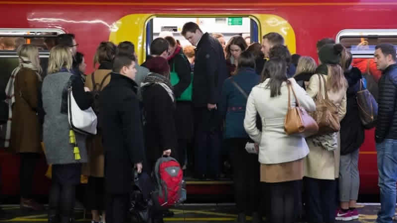 İngiltere ve Galler’de demiryolu ücretleri arttı