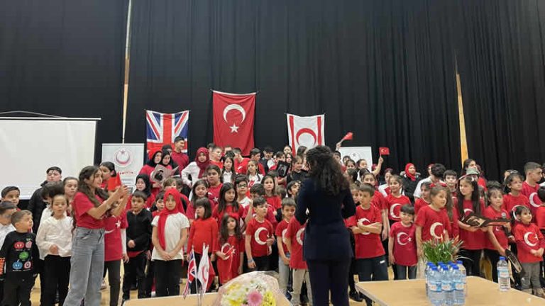 İngiltere’de Çanakkale Şehitleri’ni anma etkinliği düzenlendi