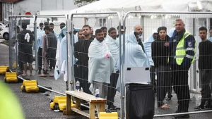 İngiltere’de Yerel Yönetimler Sığınmacı Otellerine Karşı Harekete Geçiyor