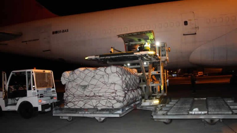 Pakistan’dan Türkiye’ye 1200 çadır