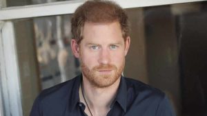 Prens Harry: Her zaman ailenin geri kalanından farklı hissettim