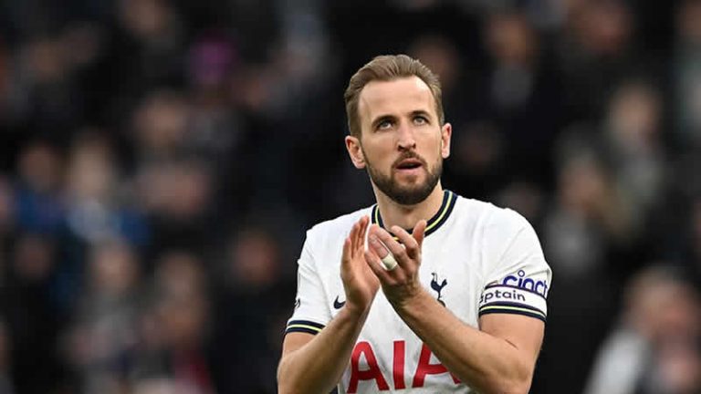 Tottenham’ın yıldızı Harry Kane efsaneler arasına girdi