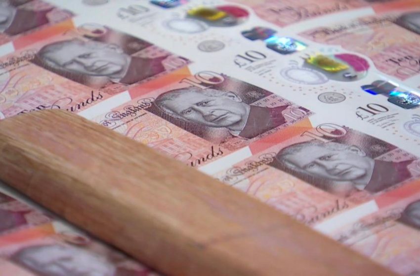  Kral Charles banknotları basıldı