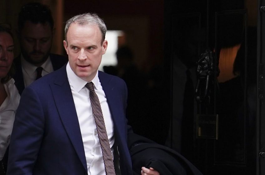  Dominic Raab zorbalık iddialarıyla karşı karşıya