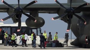 İngiltere, Sudan’daki 1888 vatandaşını tahliye etti