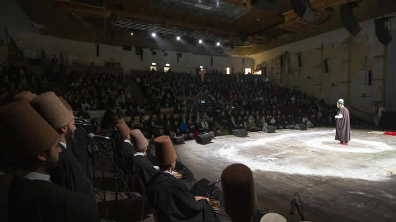 Londra’da Mevlevi sema ayini ve devran zikri programı düzenlendi