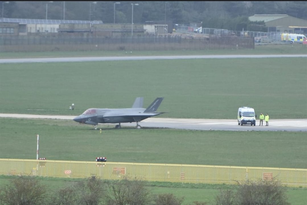 F35 İngiltere’de pistten çıktı