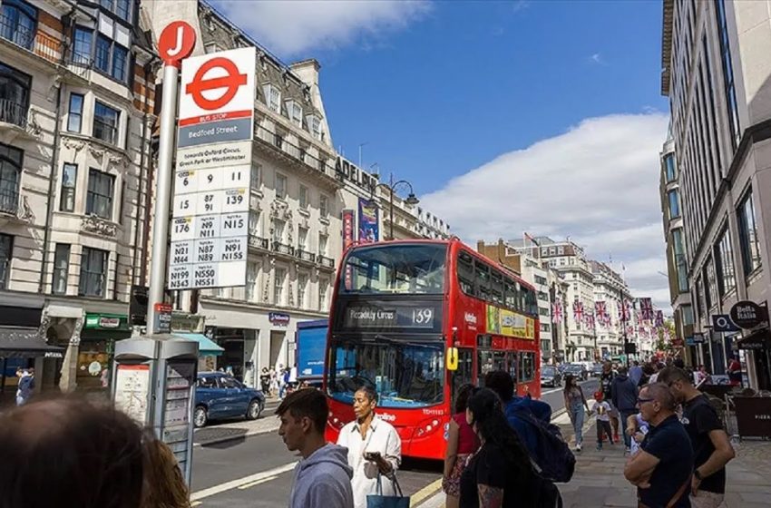  İngiltere ekonomisi 2022’nin son çeyreğinde resesyondan kurtuldu.