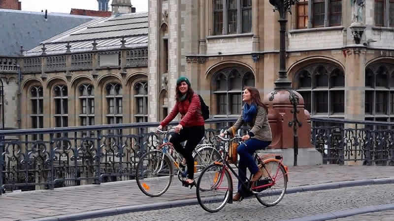 Belçika’da işe bisikletle gidenler para alacak