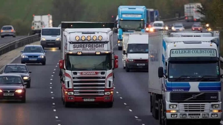 Britanya yollarında daha uzun kamyonlar için onay çıktı