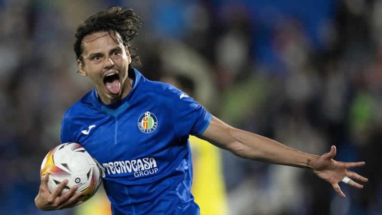 Chelsea, Enes Ünal için kesenin ağzını açtı