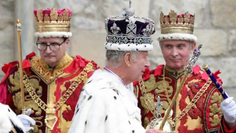 İngiltere’de taç giyme töreninin maliyeti tartışılıyor