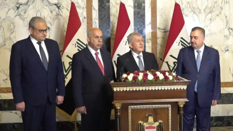 Irak, 6 bin parça tarihi eseri İngiltere’den 100 yıl sonra geri aldı