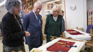 Kral Charles, taç giyme töreninde kullanılmış tahta oturacak